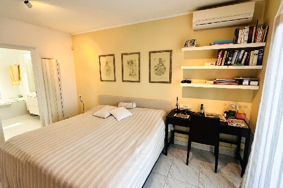 Villa in Denia(Marquesa 6) zu verkaufen, Zona de estar 227 m², Baujahr 1995, Zustand modernisiert, + Zentralheizung, Klimaanlage, Terreno 913 m², 3 Schlafzimmer, 2 Badezimmer, Pool, ref.: AS-2423-30