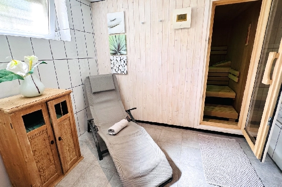 Villa in Denia(Marquesa 6) zu verkaufen, Zona de estar 227 m², Baujahr 1995, Zustand modernisiert, + Zentralheizung, Klimaanlage, Terreno 913 m², 3 Schlafzimmer, 2 Badezimmer, Pool, ref.: AS-2423-43