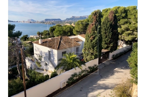 Villa in Moraira zu verkaufen, Zona de estar 357 m², Klimaanlage, Terreno 804 m², 4 Schlafzimmer, 4 Badezimmer, Pool, ref.: NL-NL1426-1