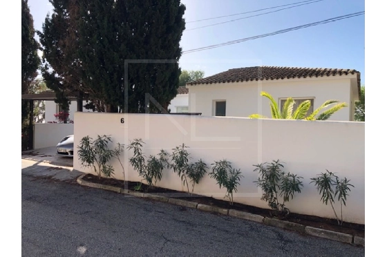 Villa in Moraira zu verkaufen, Zona de estar 357 m², Klimaanlage, Terreno 804 m², 4 Schlafzimmer, 4 Badezimmer, Pool, ref.: NL-NL1426-19