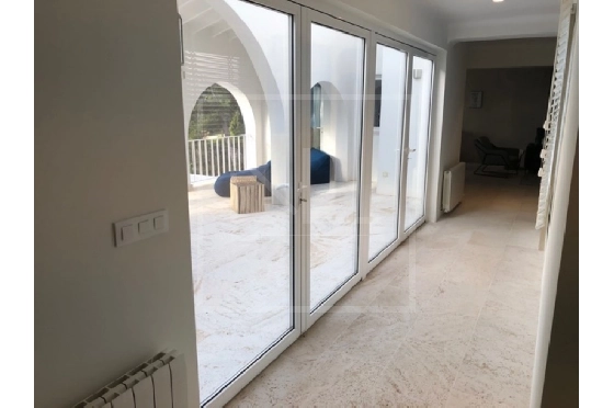 Villa in Moraira zu verkaufen, Zona de estar 357 m², Klimaanlage, Terreno 804 m², 4 Schlafzimmer, 4 Badezimmer, Pool, ref.: NL-NL1426-9