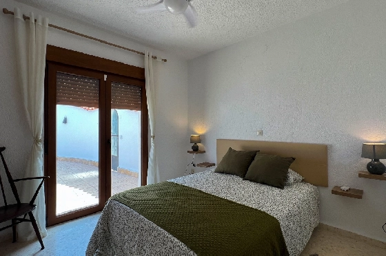 Villa in Benidoleig zur Ferienvermietung, Zona de estar 180 m², Baujahr 1989, + KLIMA, Klimaanlage, Terreno 653 m², 3 Schlafzimmer, 2 Badezimmer, Pool, ref.: T-0923-9