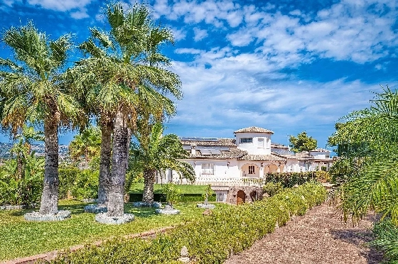 Villa in Javea zu verkaufen, Zona de estar 600 m², Klimaanlage, Terreno 2407 m², 5 Schlafzimmer, 5 Badezimmer, Pool, ref.: BS-8172071-1