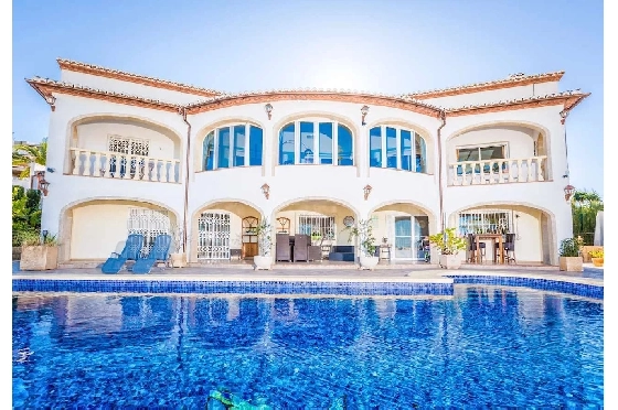 Villa in Javea zu verkaufen, Zona de estar 600 m², Klimaanlage, Terreno 2407 m², 5 Schlafzimmer, 5 Badezimmer, Pool, ref.: BS-8172071-2