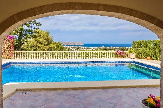 Villa in Javea zu verkaufen, Zona de estar 600 m², Klimaanlage, Terreno 2407 m², 5 Schlafzimmer, 5 Badezimmer, Pool, ref.: BS-8172071-3