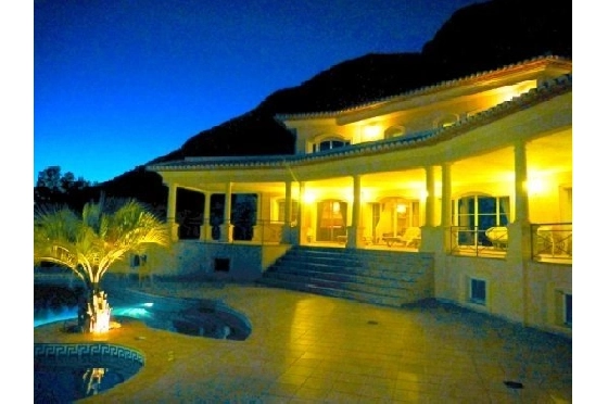 Villa in Javea zu verkaufen, Zona de estar 685 m², Klimaanlage, Terreno 2397 m², 5 Schlafzimmer, 5 Badezimmer, Pool, ref.: BS-3974726-5