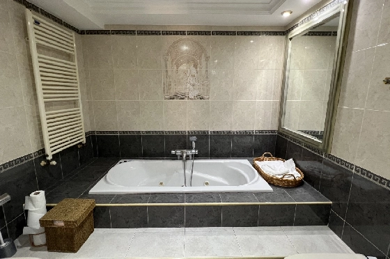 Villa in Denia zu vermieten, Zona de estar 200 m², Zustand gepflegt, + Zentralheizung, Klimaanlage, Terreno 900 m², 3 Schlafzimmer, 2 Badezimmer, Pool, ref.: D-0123-64