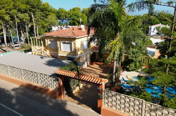 Villa in Denia zu vermieten, Zona de estar 200 m², Zustand gepflegt, + Zentralheizung, Klimaanlage, Terreno 900 m², 3 Schlafzimmer, 2 Badezimmer, Pool, ref.: D-0123-7
