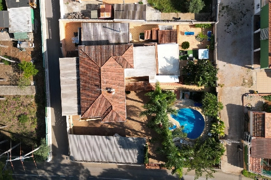Villa in Denia zu vermieten, Zona de estar 200 m², Zustand gepflegt, + Zentralheizung, Klimaanlage, Terreno 900 m², 3 Schlafzimmer, 2 Badezimmer, Pool, ref.: D-0123-80