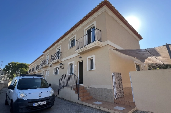Reihenhaus in Denia zu vermieten, Zona de estar 130 m², Zustand gepflegt, + KLIMA, Klimaanlage, Terreno 160 m², 4 Schlafzimmer, 3 Badezimmer, Pool, ref.: D-0223-1