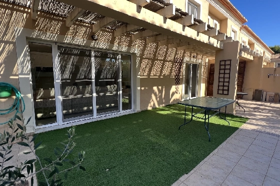 Reihenhaus in Denia zu vermieten, Zona de estar 130 m², Zustand gepflegt, + KLIMA, Klimaanlage, Terreno 160 m², 4 Schlafzimmer, 3 Badezimmer, Pool, ref.: D-0223-14