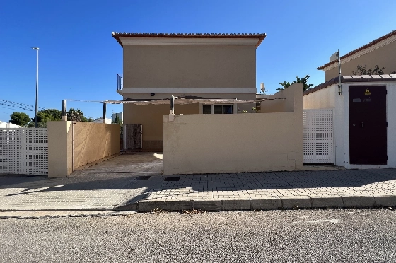 Reihenhaus in Denia zu vermieten, Zona de estar 130 m², Zustand gepflegt, + KLIMA, Klimaanlage, Terreno 160 m², 4 Schlafzimmer, 3 Badezimmer, Pool, ref.: D-0223-19
