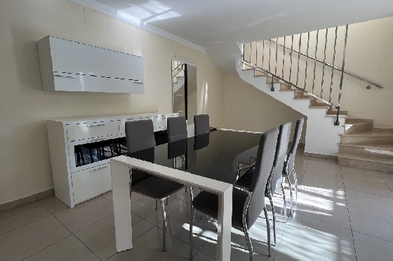 Reihenhaus in Denia zu vermieten, Zona de estar 130 m², Zustand gepflegt, + KLIMA, Klimaanlage, Terreno 160 m², 4 Schlafzimmer, 3 Badezimmer, Pool, ref.: D-0223-22