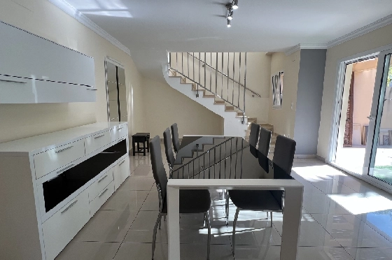 Reihenhaus in Denia zu vermieten, Zona de estar 130 m², Zustand gepflegt, + KLIMA, Klimaanlage, Terreno 160 m², 4 Schlafzimmer, 3 Badezimmer, Pool, ref.: D-0223-25