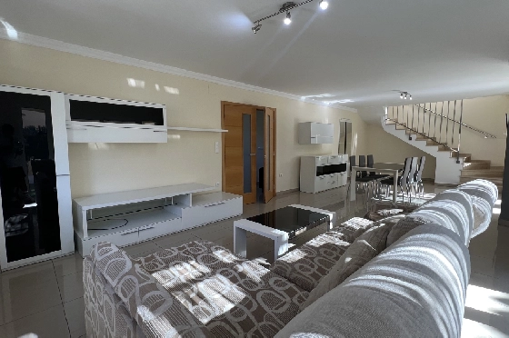 Reihenhaus in Denia zu vermieten, Zona de estar 130 m², Zustand gepflegt, + KLIMA, Klimaanlage, Terreno 160 m², 4 Schlafzimmer, 3 Badezimmer, Pool, ref.: D-0223-27