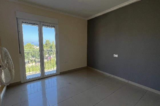 Reihenhaus in Denia zu vermieten, Zona de estar 130 m², Zustand gepflegt, + KLIMA, Klimaanlage, Terreno 160 m², 4 Schlafzimmer, 3 Badezimmer, Pool, ref.: D-0223-46