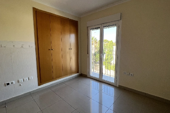 Reihenhaus in Denia zu vermieten, Zona de estar 130 m², Zustand gepflegt, + KLIMA, Klimaanlage, Terreno 160 m², 4 Schlafzimmer, 3 Badezimmer, Pool, ref.: D-0223-49