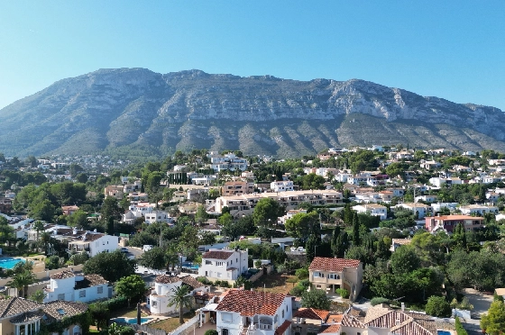 Reihenhaus in Denia zu vermieten, Zona de estar 130 m², Zustand gepflegt, + KLIMA, Klimaanlage, Terreno 160 m², 4 Schlafzimmer, 3 Badezimmer, Pool, ref.: D-0223-9