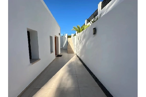 Villa in Javea zu verkaufen, Zona de estar 300 m², Klimaanlage, 4 Schlafzimmer, 4 Badezimmer, Pool, ref.: BS-83618032-31