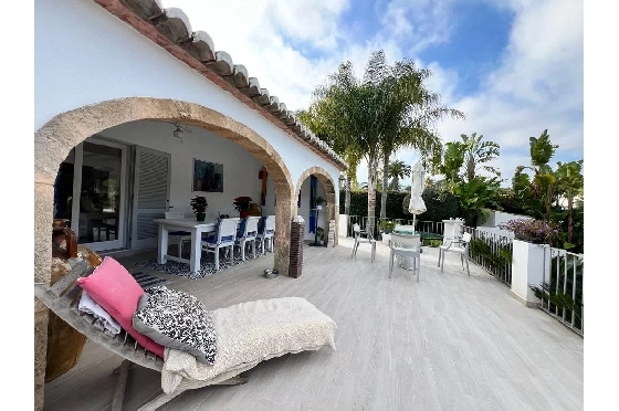 Villa in Javea zu verkaufen, Zona de estar 210 m², Klimaanlage, 4 Schlafzimmer, 2 Badezimmer, Pool, ref.: BS-83627230-21