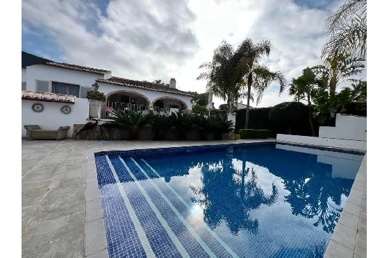Villa in Javea zu verkaufen, Zona de estar 210 m², Klimaanlage, 4 Schlafzimmer, 2 Badezimmer, Pool, ref.: BS-83627230-23
