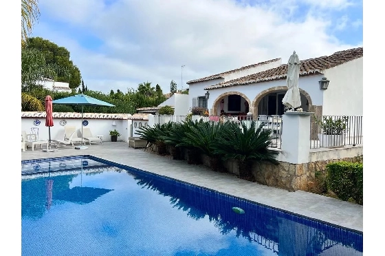Villa in Javea zu verkaufen, Zona de estar 210 m², Klimaanlage, 4 Schlafzimmer, 2 Badezimmer, Pool, ref.: BS-83627230-26