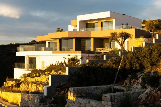Villa in Cumbre del Sol zu verkaufen, Zona de estar 542 m², Terreno 1168 m², 4 Schlafzimmer, 6 Badezimmer, Pool, ref.: BS-84135249-10