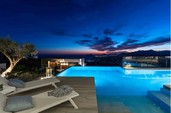 Villa in Cumbre del Sol zu verkaufen, Zona de estar 542 m², Terreno 1168 m², 4 Schlafzimmer, 6 Badezimmer, Pool, ref.: BS-84135249-8