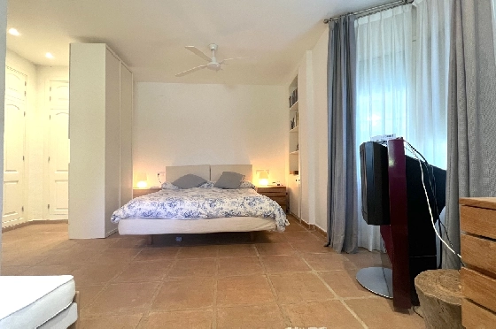 Villa in Denia(Las Rotas) zu verkaufen, Zona de estar 280 m², Baujahr 1989, Zustand gepflegt, + Zentralheizung, Terreno 1150 m², 5 Schlafzimmer, 4 Badezimmer, Pool, ref.: SC-T0424-17