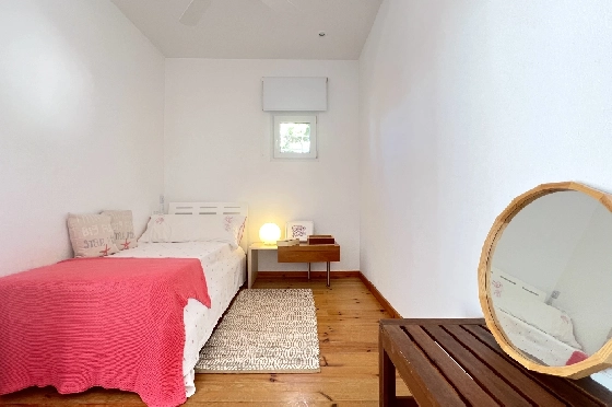 Villa in Denia(Las Rotas) zu verkaufen, Zona de estar 280 m², Baujahr 1989, Zustand gepflegt, + Zentralheizung, Terreno 1150 m², 5 Schlafzimmer, 4 Badezimmer, Pool, ref.: SC-T0424-19