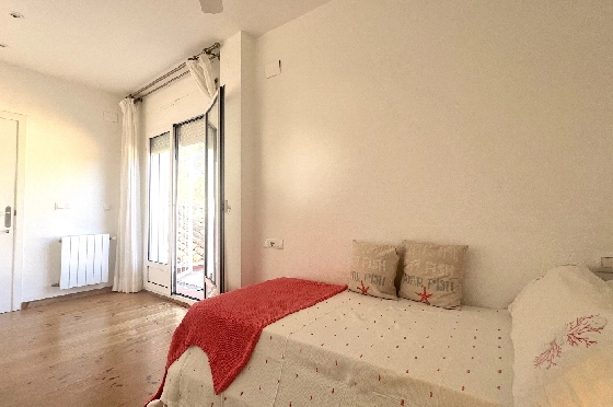 Villa in Denia(Las Rotas) zu verkaufen, Zona de estar 280 m², Baujahr 1989, Zustand gepflegt, + Zentralheizung, Terreno 1150 m², 5 Schlafzimmer, 4 Badezimmer, Pool, ref.: SC-T0424-23