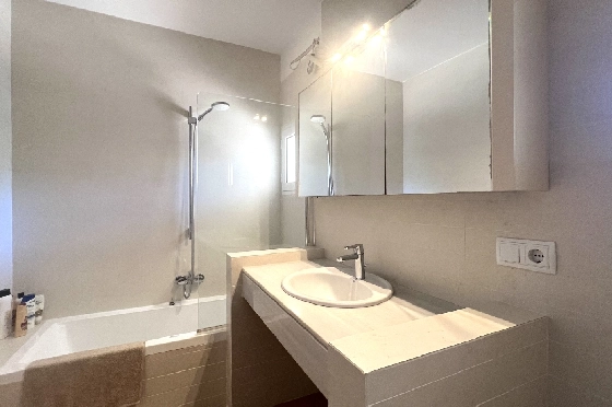 Villa in Denia(Las Rotas) zu verkaufen, Zona de estar 280 m², Baujahr 1989, Zustand gepflegt, + Zentralheizung, Terreno 1150 m², 5 Schlafzimmer, 4 Badezimmer, Pool, ref.: SC-T0424-26