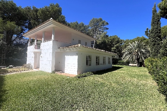 Villa in Denia(Las Rotas) zu verkaufen, Zona de estar 280 m², Baujahr 1989, Zustand gepflegt, + Zentralheizung, Terreno 1150 m², 5 Schlafzimmer, 4 Badezimmer, Pool, ref.: SC-T0424-29