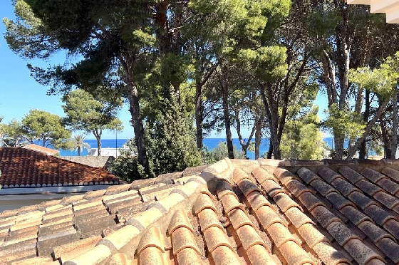 Villa in Denia(Las Rotas) zu verkaufen, Zona de estar 280 m², Baujahr 1989, Zustand gepflegt, + Zentralheizung, Terreno 1150 m², 5 Schlafzimmer, 4 Badezimmer, Pool, ref.: SC-T0424-3