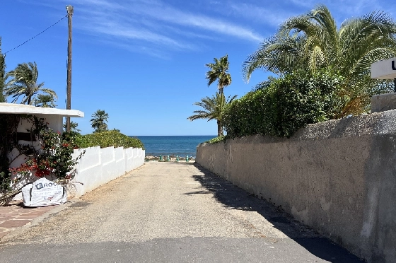 Villa in Denia(Las Rotas) zu verkaufen, Zona de estar 280 m², Baujahr 1989, Zustand gepflegt, + Zentralheizung, Terreno 1150 m², 5 Schlafzimmer, 4 Badezimmer, Pool, ref.: SC-T0424-35