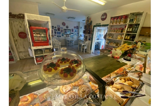 Investition in Javea zu verkaufen, Zona de estar 140 m², Klimaanlage, Pool, ref.: MV-2503-4