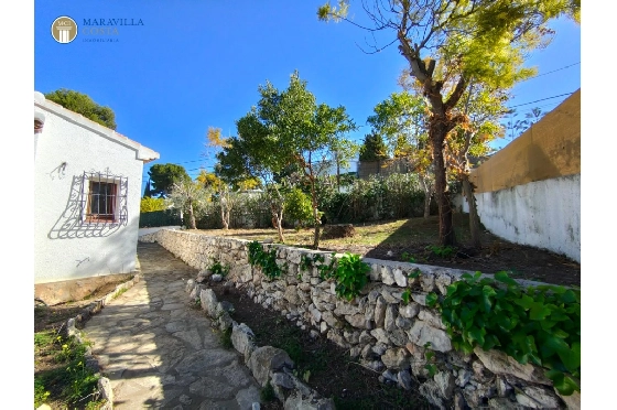 Villa in Javea zu verkaufen, Zona de estar 176 m², Baujahr 1980, Klimaanlage, Terreno 1606 m², 3 Schlafzimmer, 3 Badezimmer, Pool, ref.: MV-M-2510-12