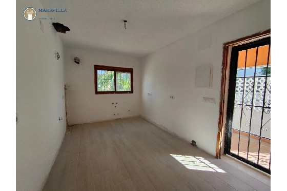 Villa in Javea zu verkaufen, Zona de estar 176 m², Baujahr 1980, Klimaanlage, Terreno 1606 m², 3 Schlafzimmer, 3 Badezimmer, Pool, ref.: MV-M-2510-26