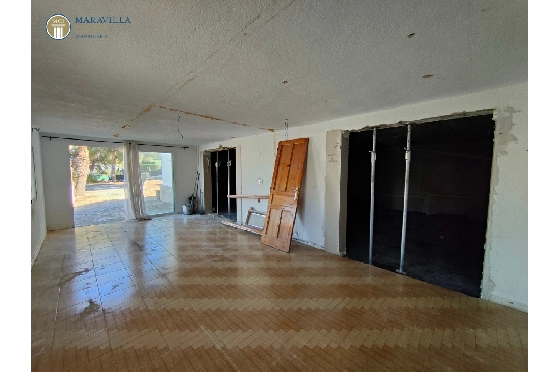 Villa in Javea zu verkaufen, Zona de estar 176 m², Baujahr 1980, Klimaanlage, Terreno 1606 m², 3 Schlafzimmer, 3 Badezimmer, Pool, ref.: MV-M-2510-41