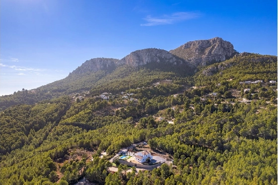 Finca in Benissa zu verkaufen, Zona de estar 310 m², Baujahr 2010, Klimaanlage, Terreno 10030 m², 4 Schlafzimmer, 3 Badezimmer, Pool, ref.: BI-CA.F-001-35