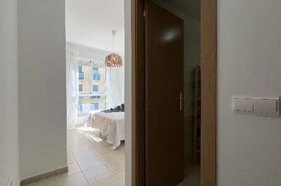 Apartment in Denia zur Ferienvermietung, Zona de estar 86 m², Baujahr 2006, Zustand modernisiert, + Zentralheizung, Klimaanlage, Terreno 46 m², 2 Schlafzimmer, 2 Badezimmer, Pool, ref.: T-0324-12