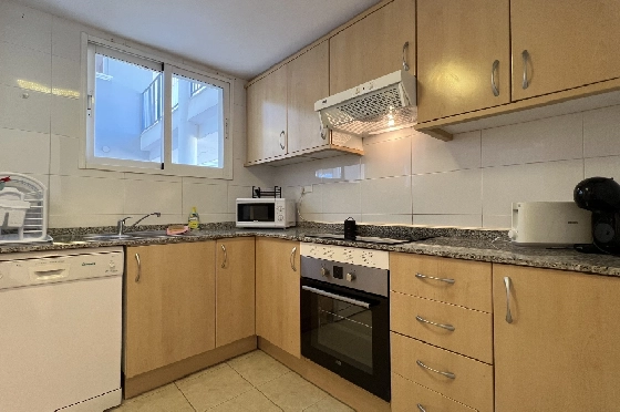 Apartment in Denia zur Ferienvermietung, Zona de estar 86 m², Baujahr 2006, Zustand modernisiert, + Zentralheizung, Klimaanlage, Terreno 46 m², 2 Schlafzimmer, 2 Badezimmer, Pool, ref.: T-0324-17
