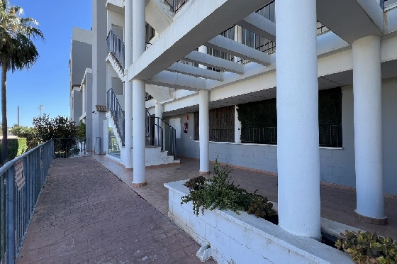 Apartment in Denia zur Ferienvermietung, Zona de estar 86 m², Baujahr 2006, Zustand modernisiert, + Zentralheizung, Klimaanlage, Terreno 46 m², 2 Schlafzimmer, 2 Badezimmer, Pool, ref.: T-0324-23