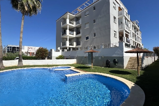 Apartment in Denia zur Ferienvermietung, Zona de estar 86 m², Baujahr 2006, Zustand modernisiert, + Zentralheizung, Klimaanlage, Terreno 46 m², 2 Schlafzimmer, 2 Badezimmer, Pool, ref.: T-0324-25
