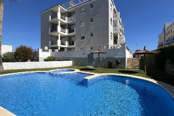 Apartment in Denia zur Ferienvermietung, Zona de estar 86 m², Baujahr 2006, Zustand modernisiert, + Zentralheizung, Klimaanlage, Terreno 46 m², 2 Schlafzimmer, 2 Badezimmer, Pool, ref.: T-0324-29
