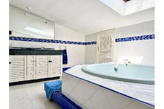Villa in Javea zu verkaufen, Zona de estar 450 m², Klimaanlage, 6 Schlafzimmer, 6 Badezimmer, Pool, ref.: BS-82754369-31