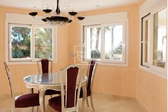 Villa in Benissa(Benissa) zu verkaufen, Zona de estar 464 m², Klimaanlage, Terreno 1131 m², 4 Schlafzimmer, 4 Badezimmer, Pool, ref.: COB-1869-10535-8