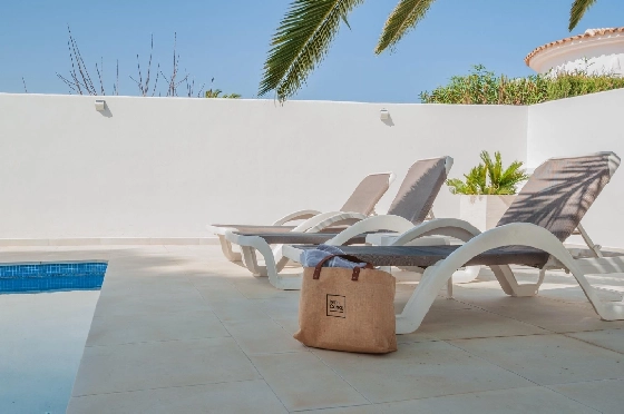 Villa in Benissa(San Jaime) zu verkaufen, Zona de estar 240 m², Klimaanlage, 6 Schlafzimmer, 3 Badezimmer, Pool, ref.: COB-3449-10535-3