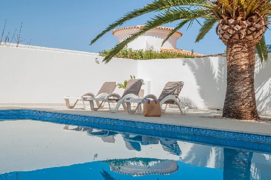 Villa in Benissa(San Jaime) zu verkaufen, Zona de estar 240 m², Klimaanlage, 6 Schlafzimmer, 3 Badezimmer, Pool, ref.: COB-3449-10535-37