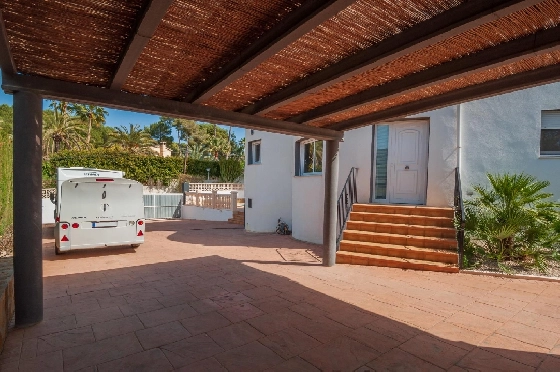 Villa in Benissa(San Jaime) zu verkaufen, Zona de estar 240 m², Klimaanlage, 6 Schlafzimmer, 3 Badezimmer, Pool, ref.: COB-3449-10535-39